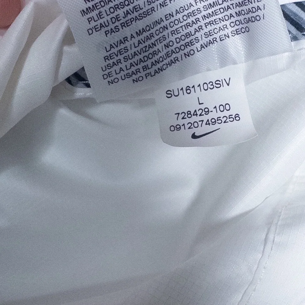 Nike Striped‎ Chevron Windrunner Full Zip Jacket White Grey Girls Large Flaws